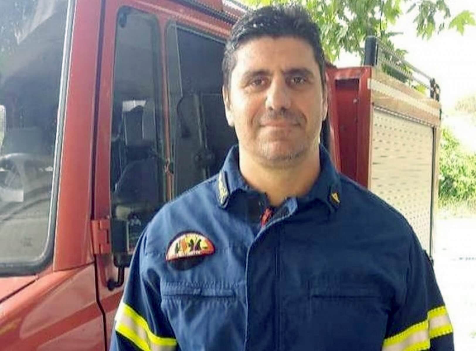 Ένας πυροσβέστης νεκρός και ένας στο νοσοκομείο από φωτιά στη Θεσσαλονίκη!