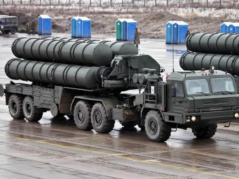Ποιοι S-400 – Την αγορά και αυτών των ρωσικών πυραύλων για την Τουρκία “άφησε” ανοικτή ο Ερντογάν! [pics,vid]
