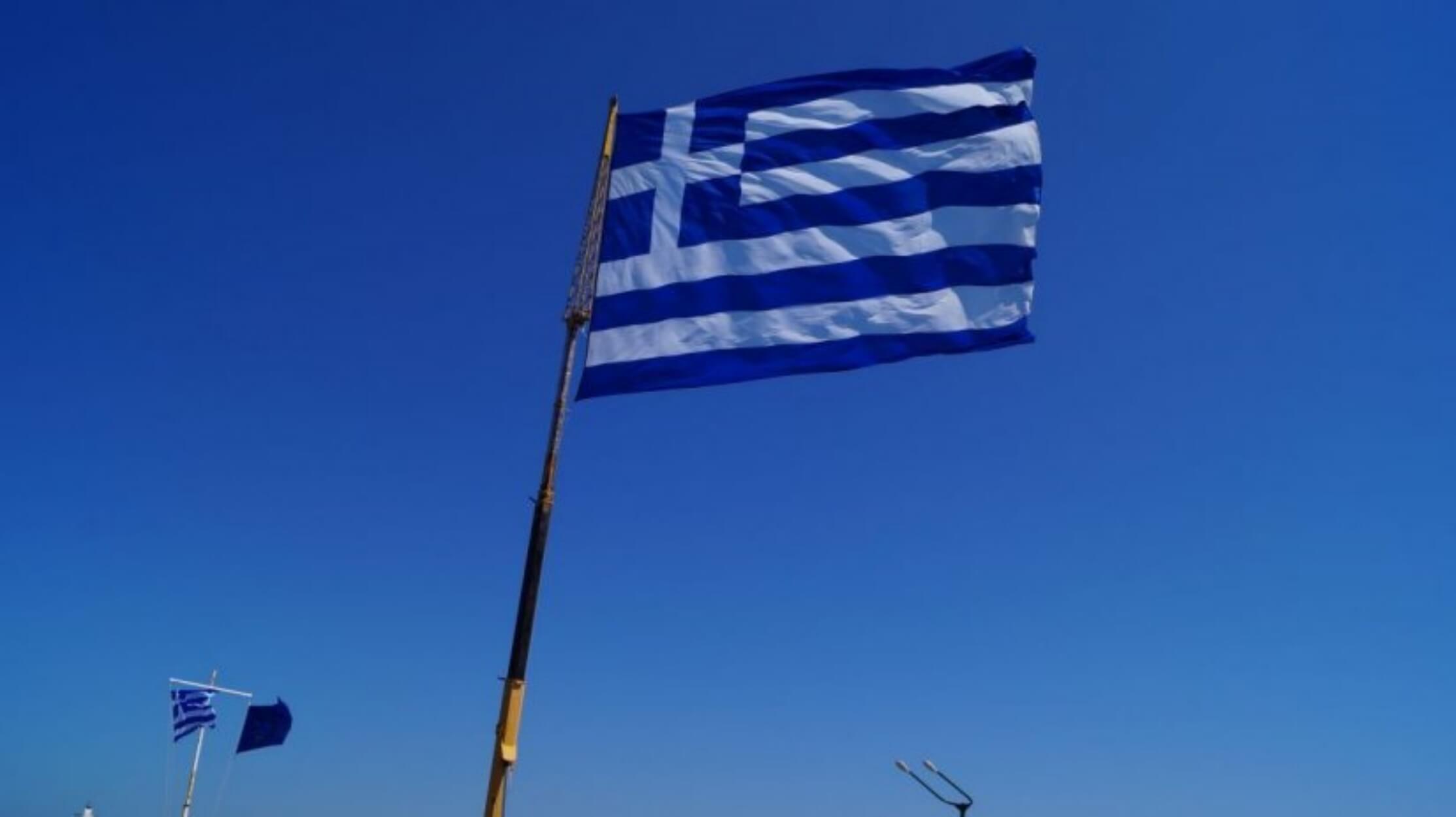 Χίος: Με Κολοκοτρώνη και αναθεώρηση Συντάγματος η έπαρση της τεράστιας σημαίας – video