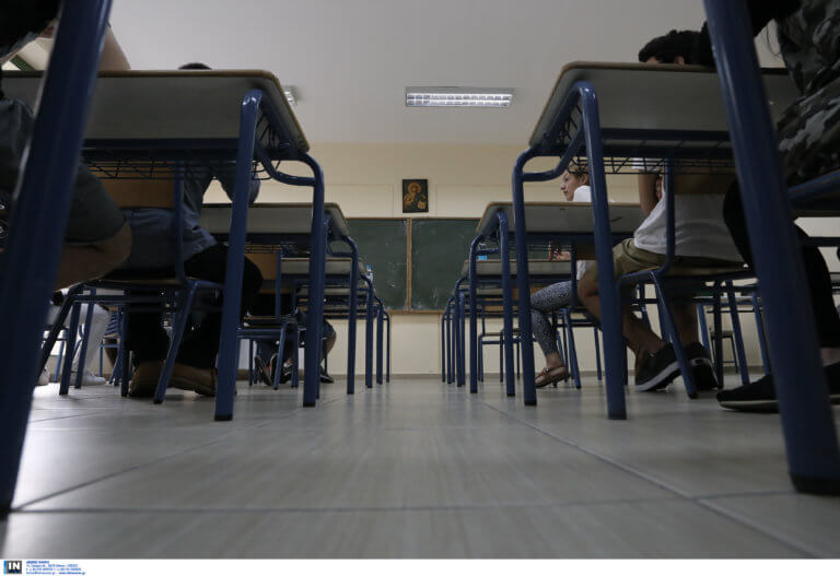 «Έπεσαν» οι υπογραφές – Προσλαμβάνονται 10.500 εκπαιδευτικοί – Πότε ξεκινούν οι διορισμοί