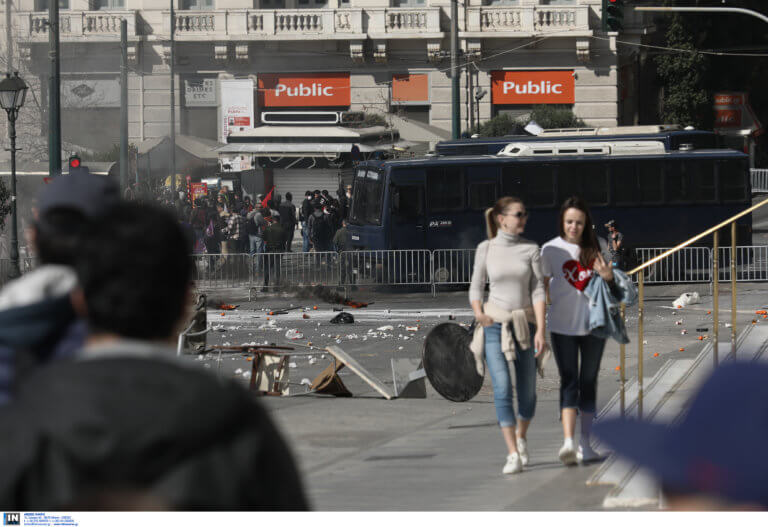 Κρέτσος για τον… χαμό στο Σύνταγμα: «Ισχυρό μήνυμα στην παγκόσμια κινηματογραφική κοινότητα» | Newsit.gr Κρέτσος για τον… χαμό στο Σύνταγμα: «Ισχυρό μήνυμα στην παγκόσμια κινηματογραφική κοινότητα» | Newsit.gr