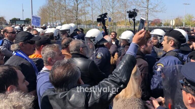 Παρέλαση 25 Μαρτίου – Θεσσαλονίκη: Πολίτες παρέλασαν για τη Μακεδονία! – video
