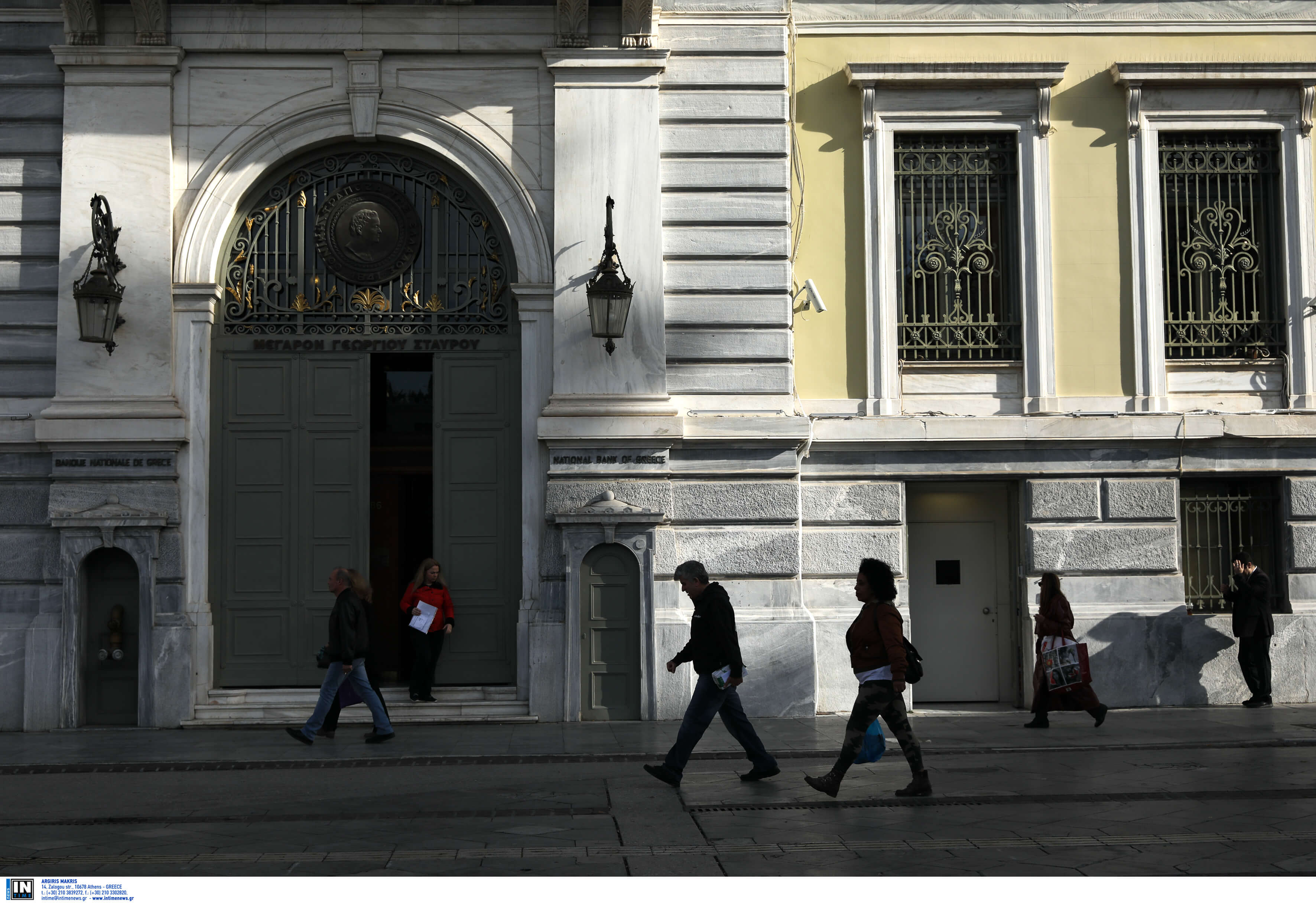 Τράπεζες ωράριο: Αλλάζει από την 1η Μαΐου