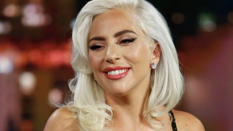 Έγκυος η Lady Gaga; Η δημόσια απάντησή της στις φήμες που κυκλοφόρησαν | Newsit.gr Έγκυος η Lady Gaga; Η δημόσια απάντησή της στις φήμες που κυκλοφόρησαν | Newsit.gr