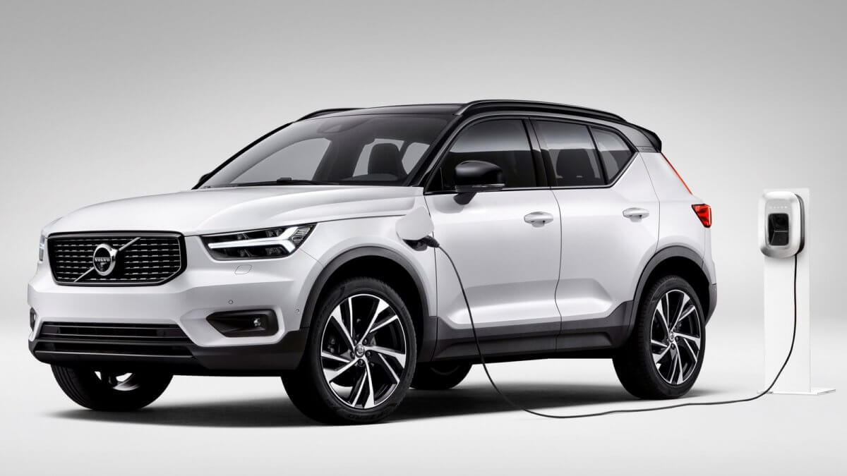 Έρχεται το υβριδικό Volvo XC40 που θα μπαίνει στην… πρίζα!