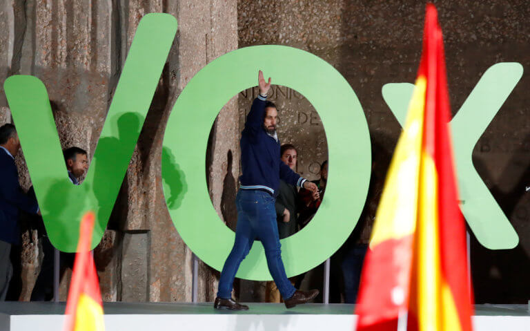 Αμπασκάλ: Ο νοσταλγός του Φράνκο που θα «εισβάλλει» στην ισπανική Βουλή