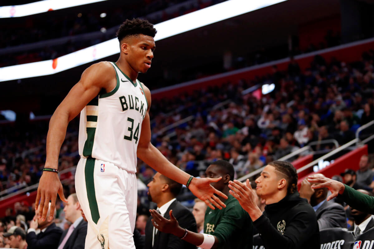 Αντετοκούνμπο: Τα highlights του “Greek freak” στο Ντιτρόιτ – video