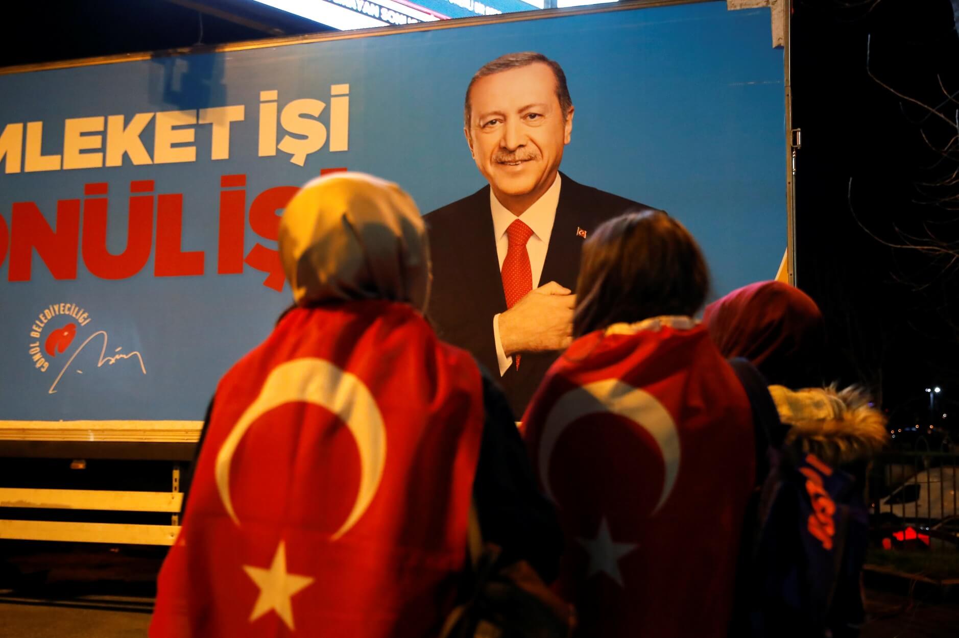 Τουρκία – εκλογές: Μάλλον “χάσαμε” την Κωνσταντινούπολη ομολογεί ο Ταγίπ Ερντογάν!