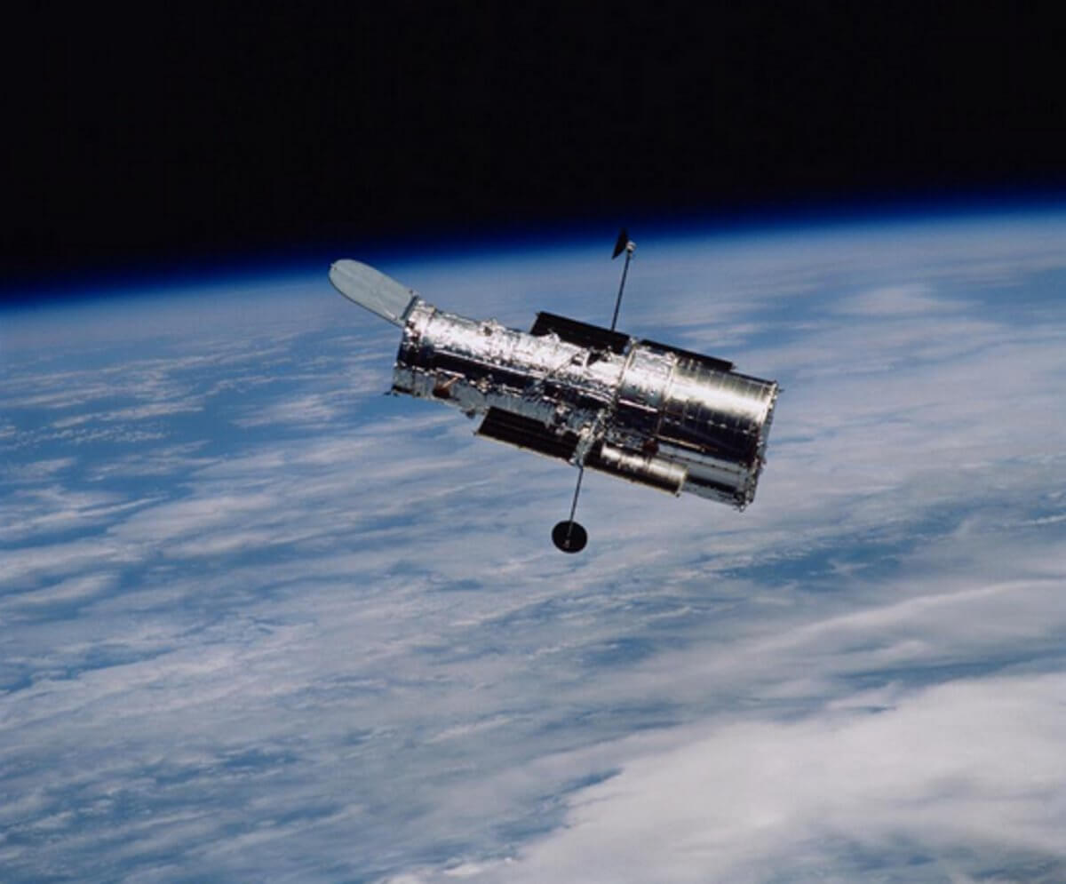 Τηλεσκόπιο Hubble: Εξωγήινη μαγεία για τα 29α γενέθλιά του!