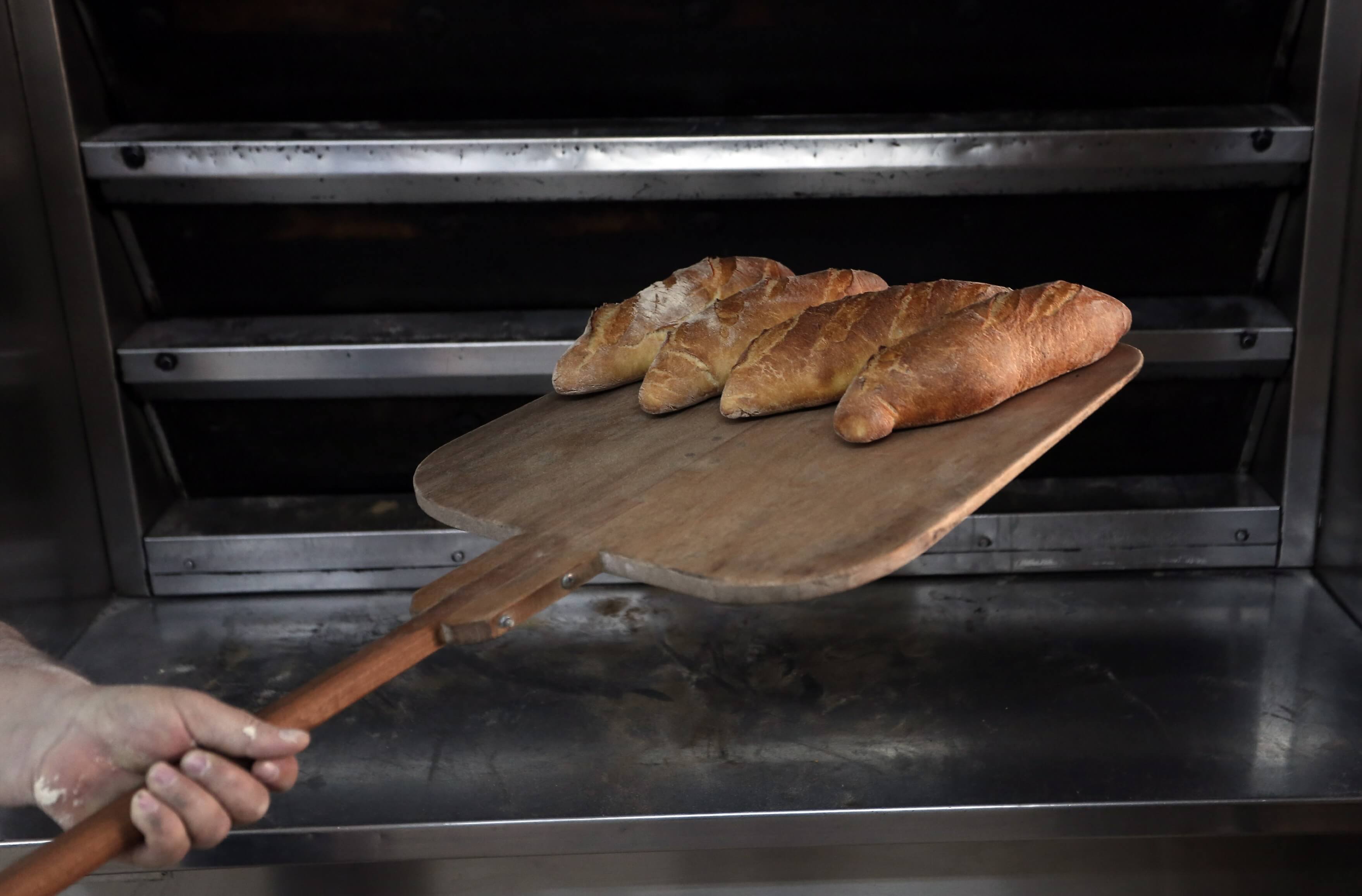 Θεσσαλονίκη: Ψωμί για τρεις ημέρες θα φουρνιστεί το Μεγάλο Σάββατο