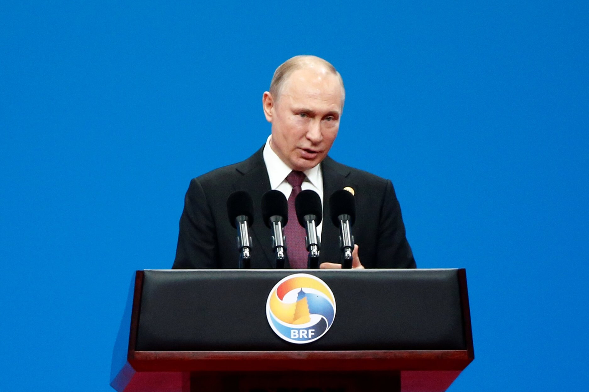 Πούτιν: “Θετικός” στην διεξαγωγή έρευνας για το μολυσμένο πετρέλαιο