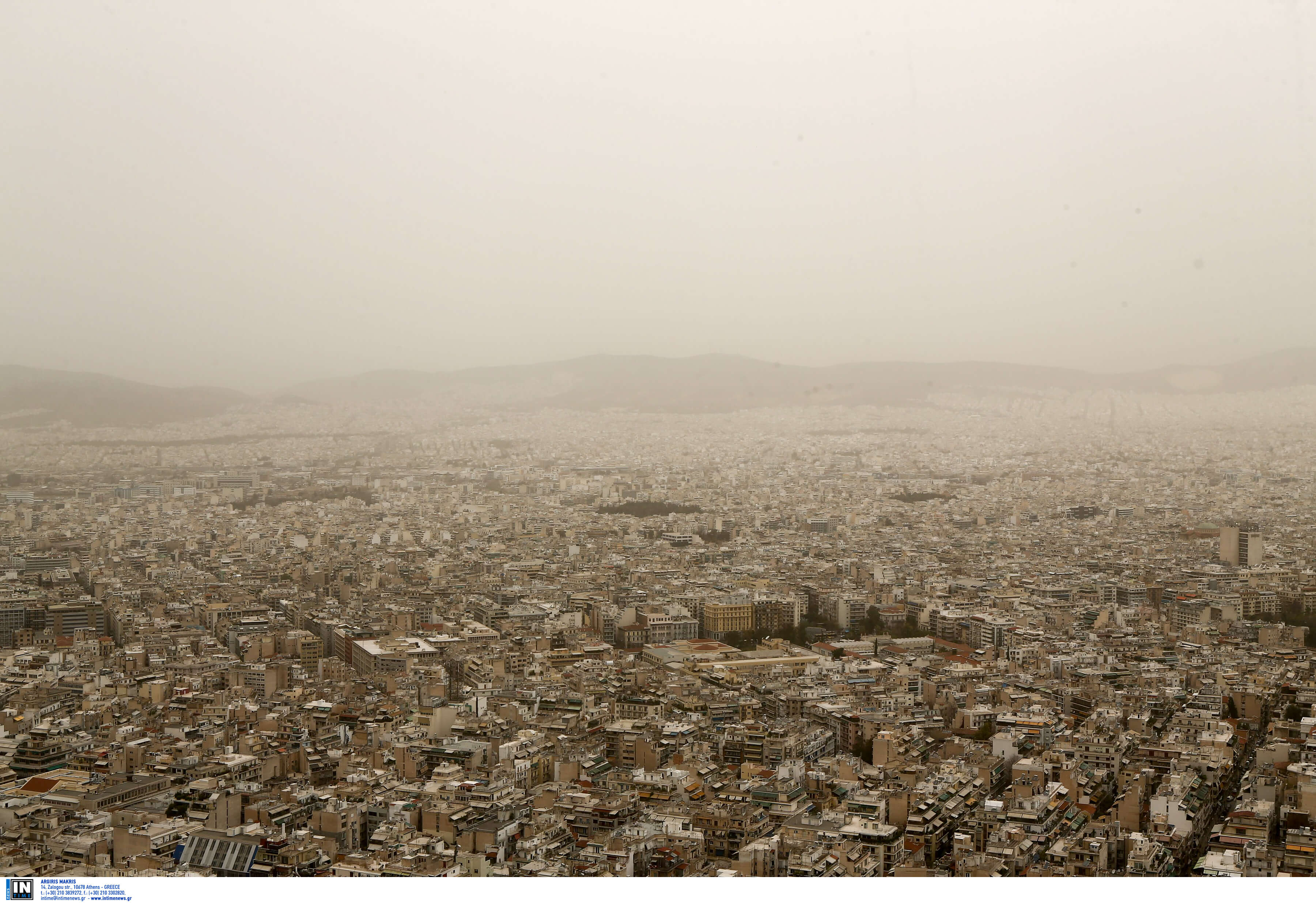 Καιρός – meteo: Ασυνήθιστο πενθήμερο με αφρικανική σκόνη – Λασποβροχές και περιορισμένη ορατότητα