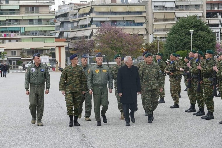 Οι απαντήσεις Αποστολάκη για τους Πεζοναύτες και την επίθεση Καμμένου στον Αντιστράτηγο Καμπά