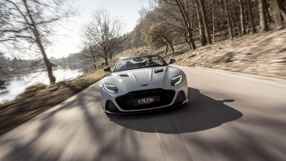 Αυτό είναι το νέο «κόσμημα» της Aston Martin [pics]