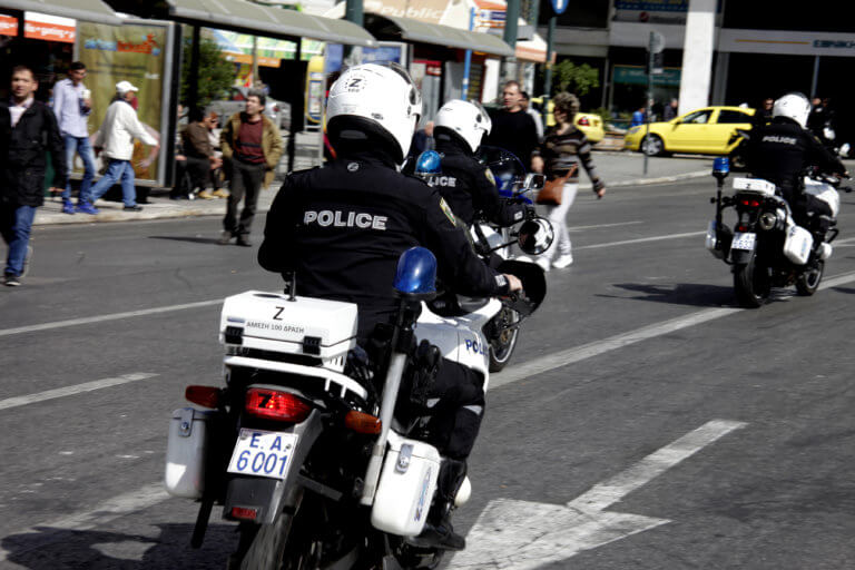 Facebook και κινητό «έκαψαν» τη Μολδαβή μαστροπό! Αποκαλύψεις φρίκη