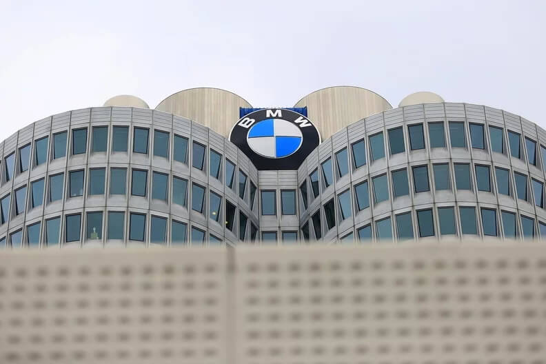 Η BMW αντιμέτωπη με πρόστιμο €1 δισ. για τη σύσταση καρτέλ με Daimler και VW Group