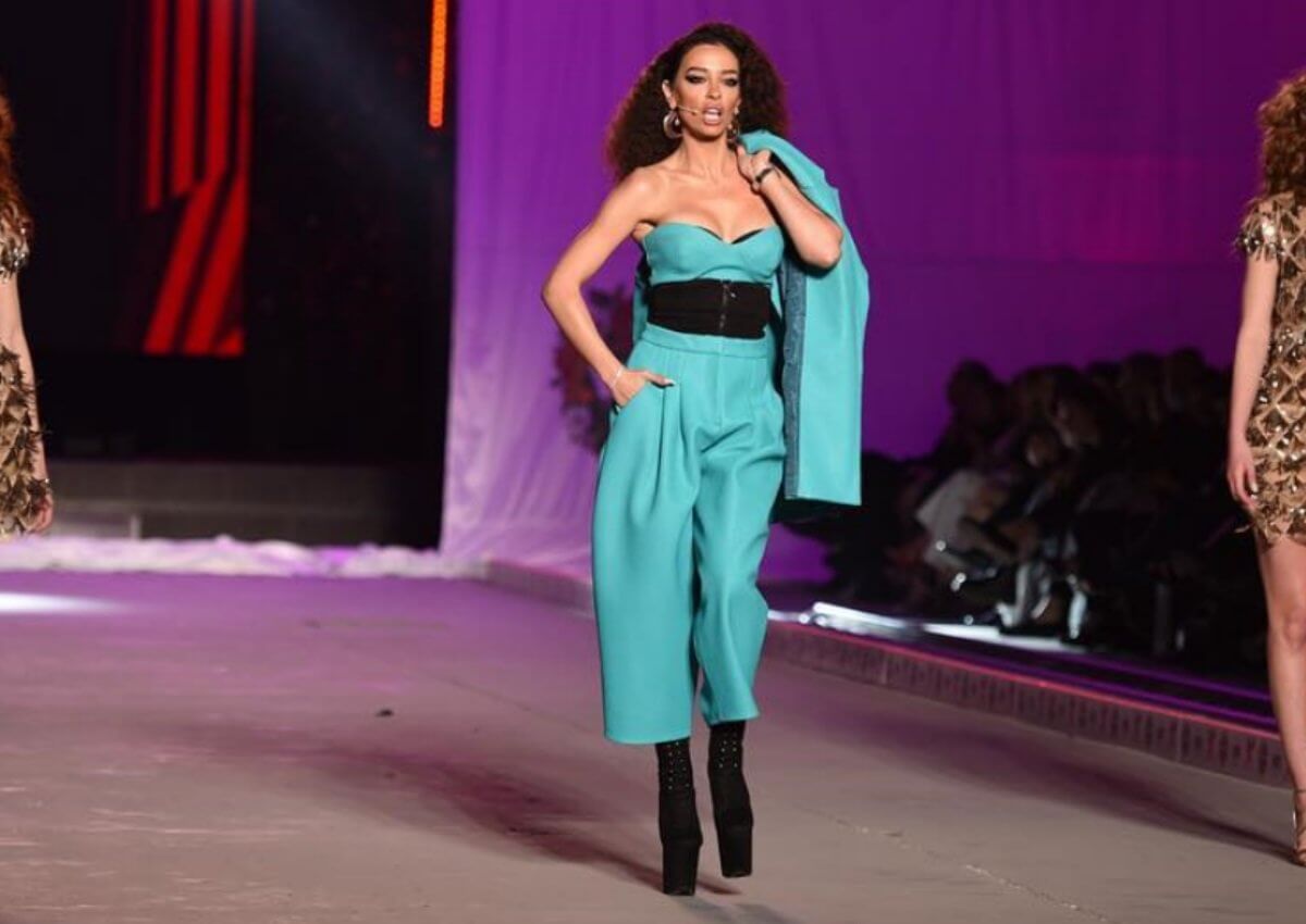 Madwalk 2019: Η sexy εμφάνιση της Ελένης Φουρέιρα στη σκηνή και το catwalk με δύο καλλονές-έκπληξη! (video)