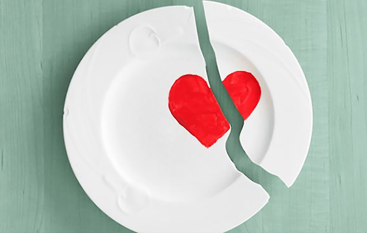 Χώρισαν μετά από τέσσερα χρόνια! Εκείνος έφυγε από το σπίτι στο Ψυχικό…