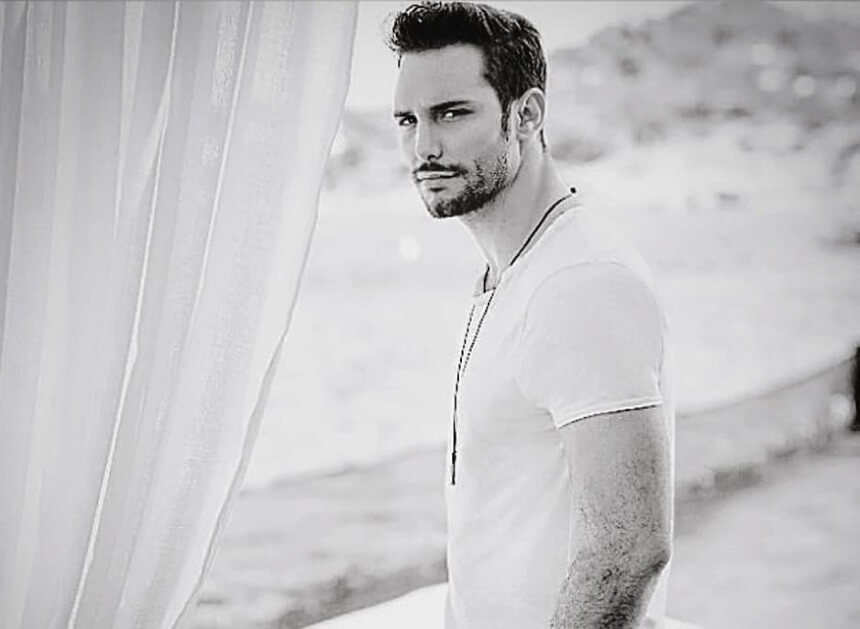 Ατύχημα για τον Ευθύμη Ζησάκη! Η φωτογραφία από το νοσοκομείο