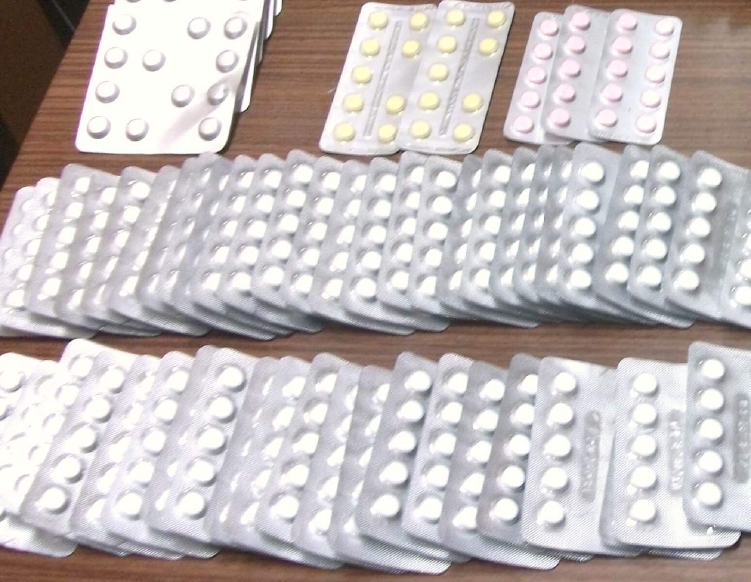 Διακινούσε παράνομα φαρμακευτικά σκευάσματα μέσω διαδικτύου – Ποινική δίωξη σε 38χρονη