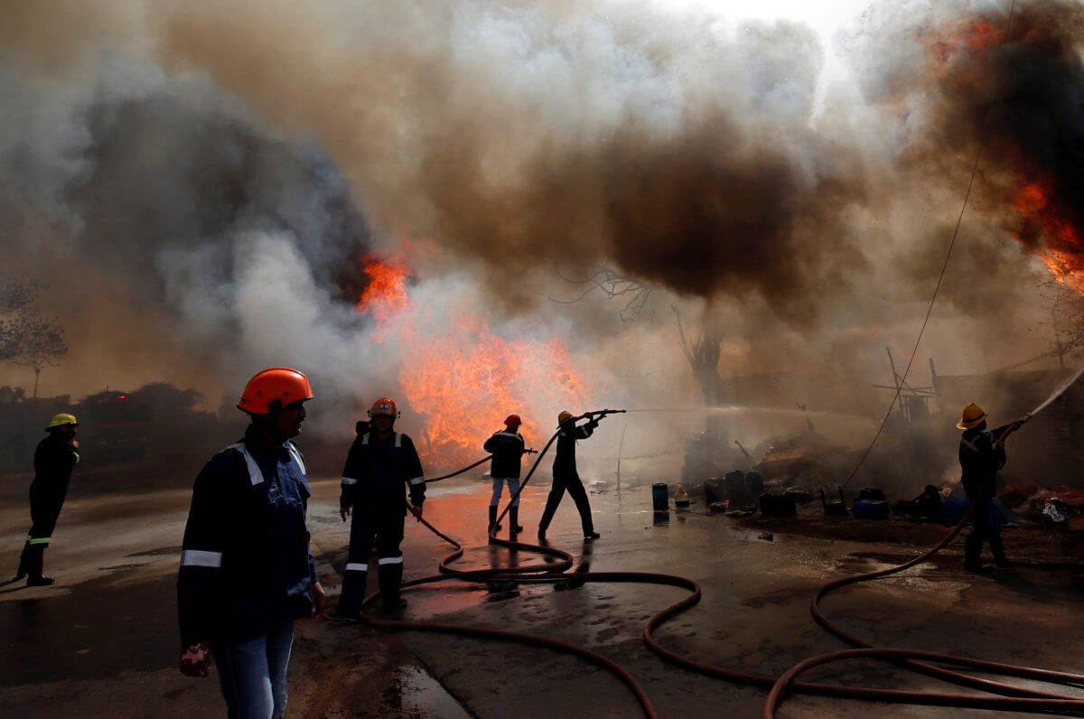 Νεκροί 26 πυροσβέστες από πυρκαγιά στην Κίνα – Η αλλαγή του αέρα προκάλεσε την τραγωδία