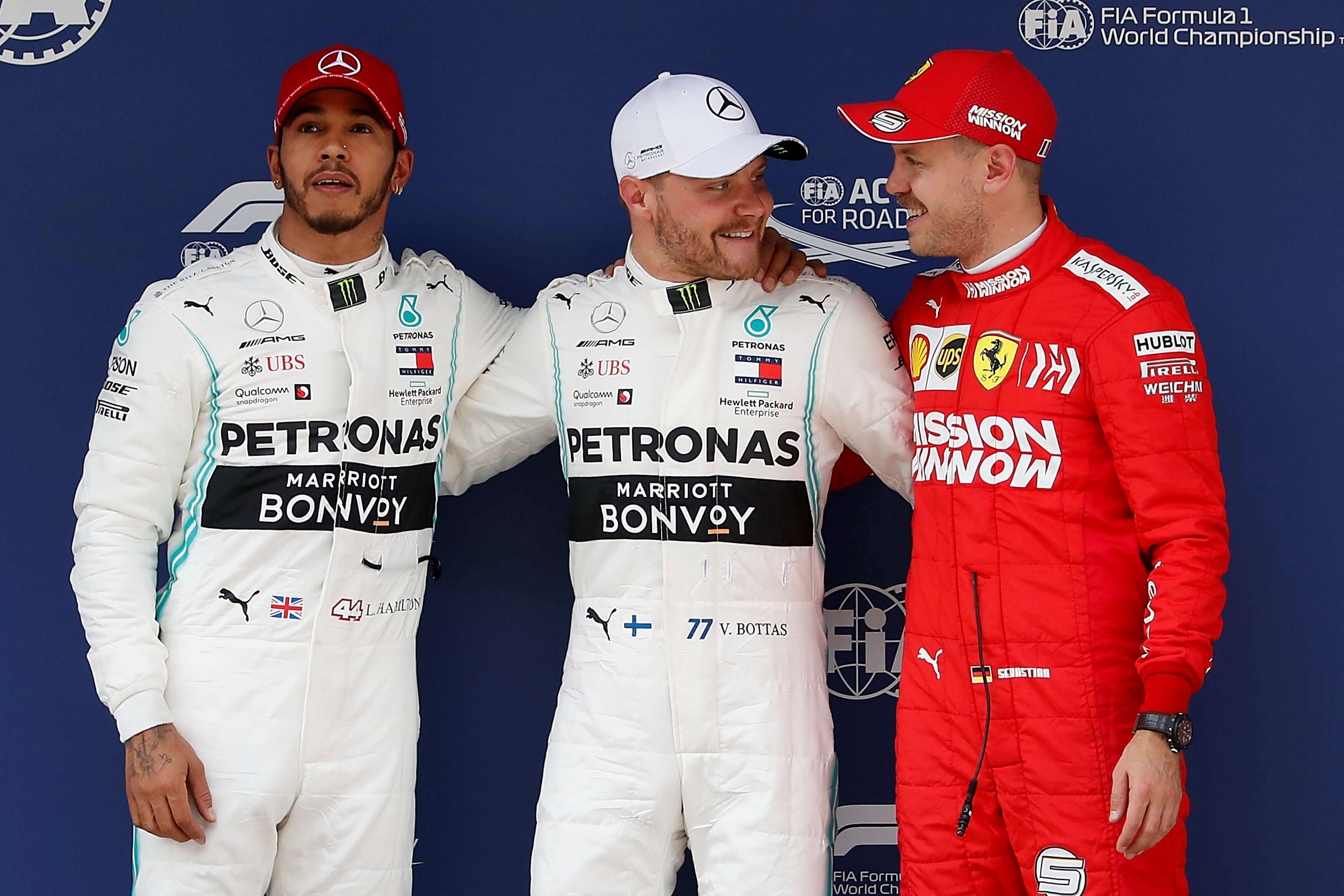 Formula 1: “Πάρτι” Mercedes! Pole position για Μπότας, δεύτερος ο Χάμιλτον