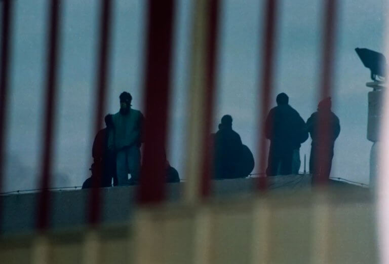 Επεισόδια στις φυλακές Αυλώνα: Κρατούμενοι πετούσαν αντικείμενα