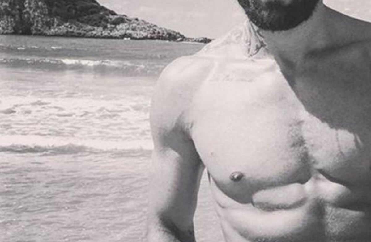 “Ναι, έχω γυμνές φωτογραφίες άλλων ανθρώπων στο κινητό μου”