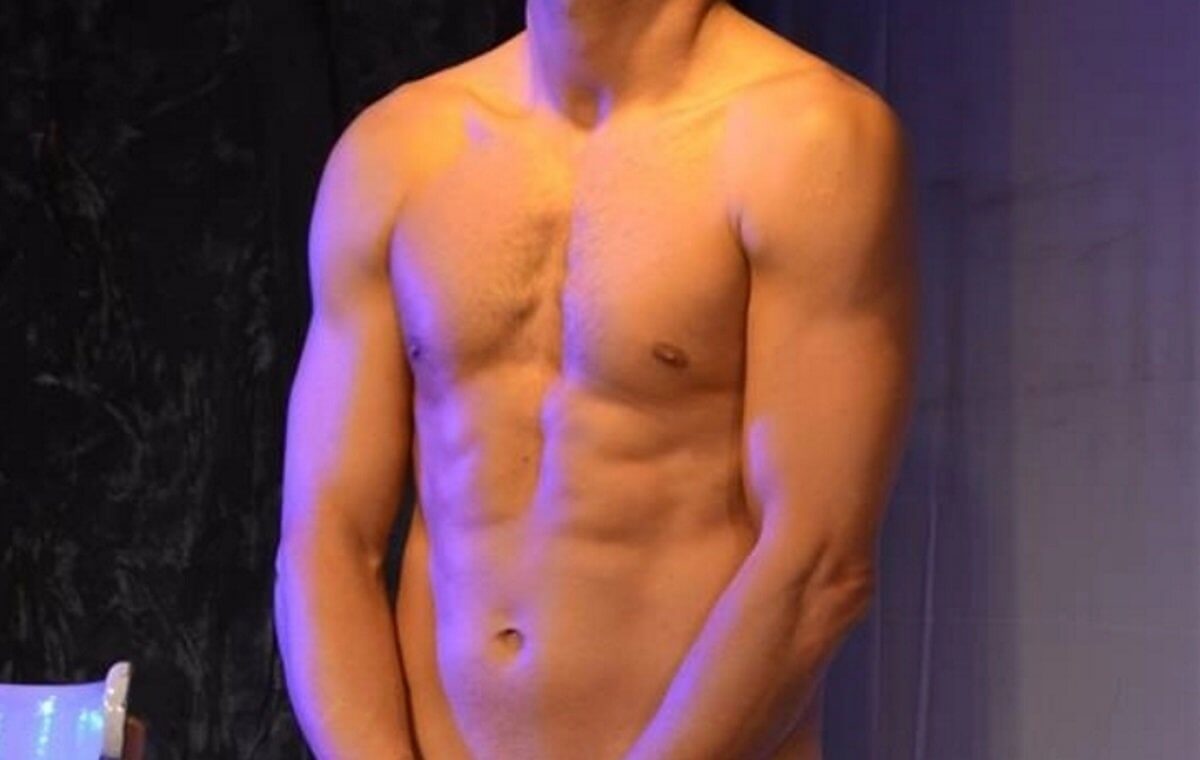 «Όταν έκανα παραστάσεις που περιείχαν γυμνό…»