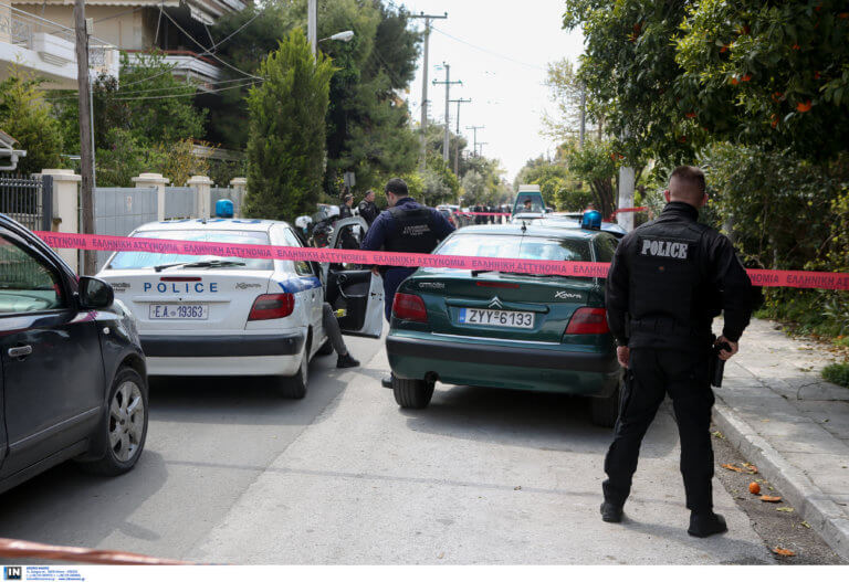 Οικογενειακή τραγωδία στο Χαλάνδρι: Μέσα στο παιδικό δωμάτιο σκότωσε τον γιο του και αυτοκτόνησε