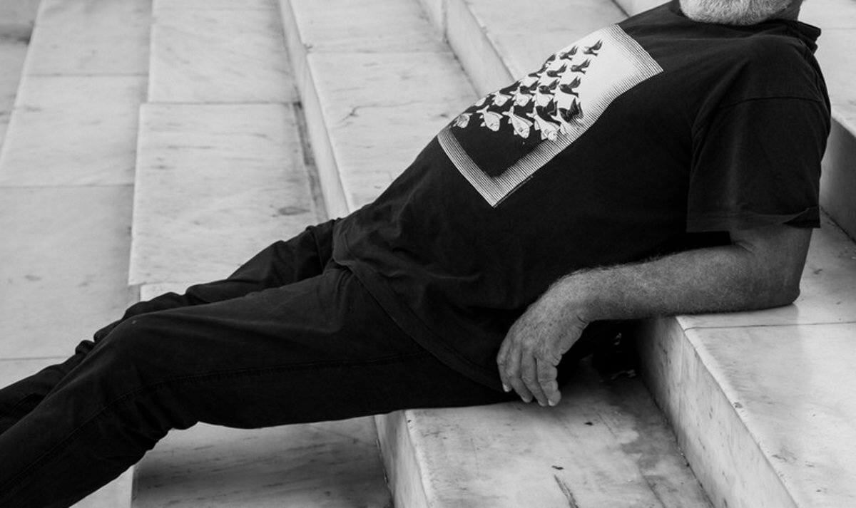 “Αναγκαζόμουν πολλές φορές να κάνω τον σερβιτόρο για να τα βγάλω πέρα”