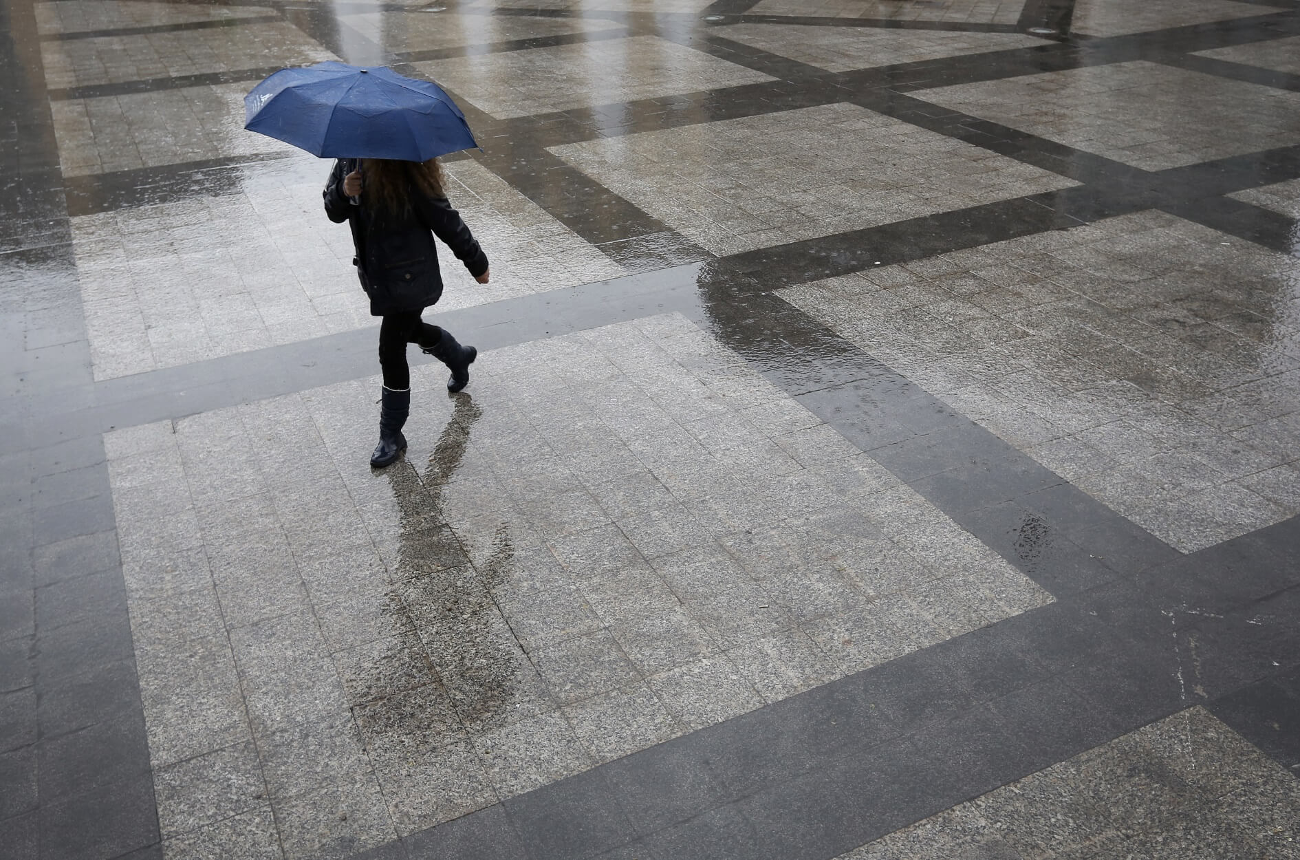 Καιρός αύριο: Καταιγίδες και πτώση της θερμοκρασίας την Τρίτη – Που θα χτυπήσει η κακοκαιρία