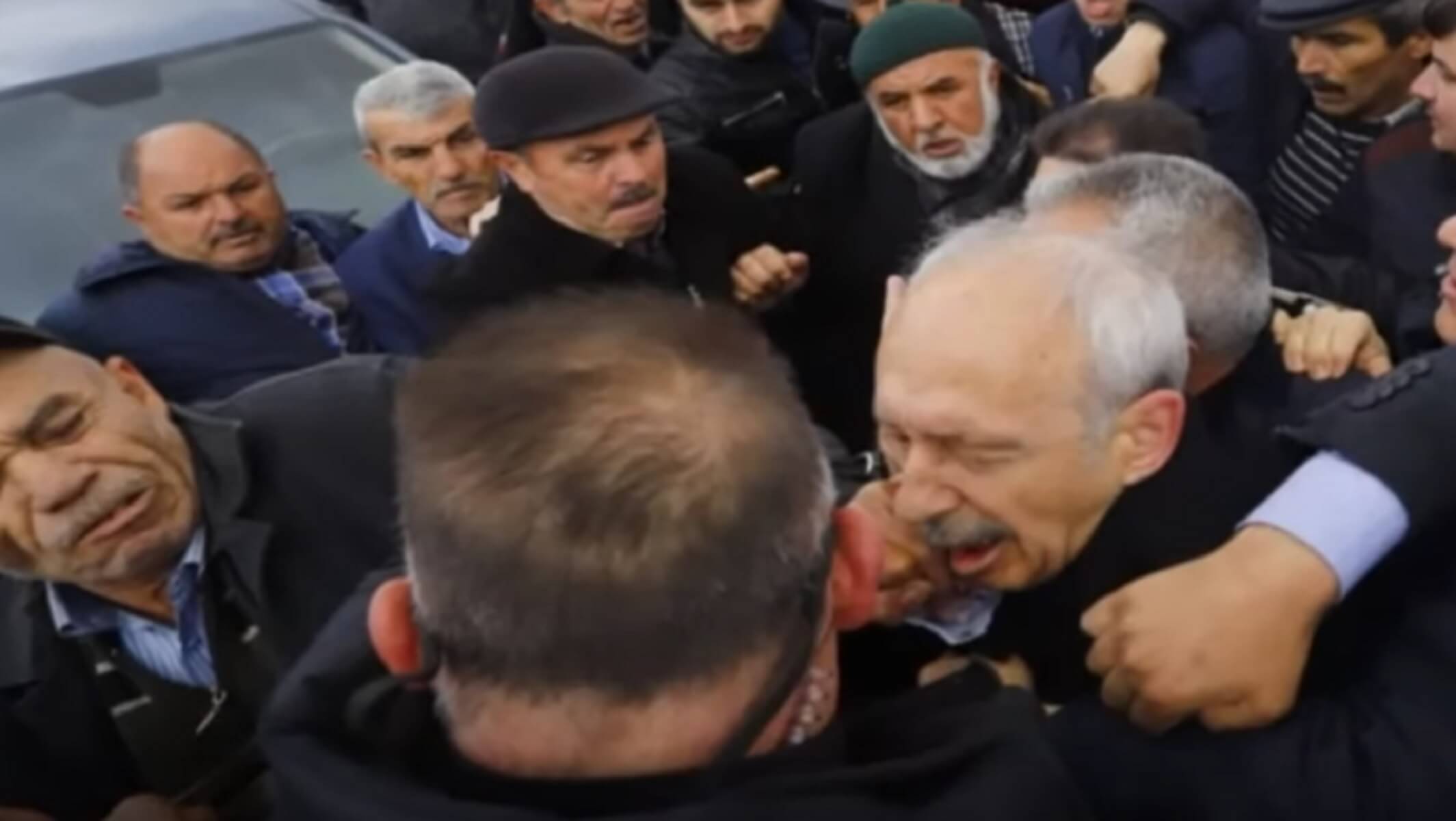 Τουρκία: Επιχείρησαν να λιντσάρουν τον αρχηγό της αντιπολίτευσης, Κεμάλ Κιλιτσντάρογλου – video