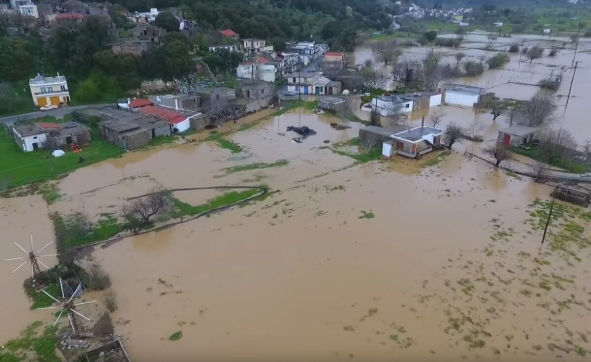 Κρήτη: Υποσχέσεις για τις ζημιές που προκάλεσε η κακοκαιρία – Προσπάθειες για να επανέλθει η ομαλότητα!