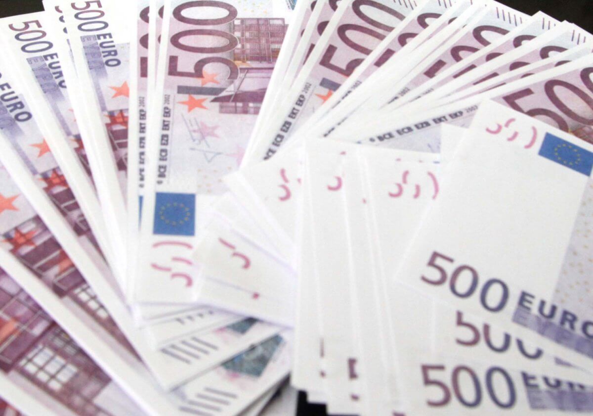 Ημαθία: Ληστές βούτηξαν 15.000 ευρώ από γυναίκα ταχυδρόμο