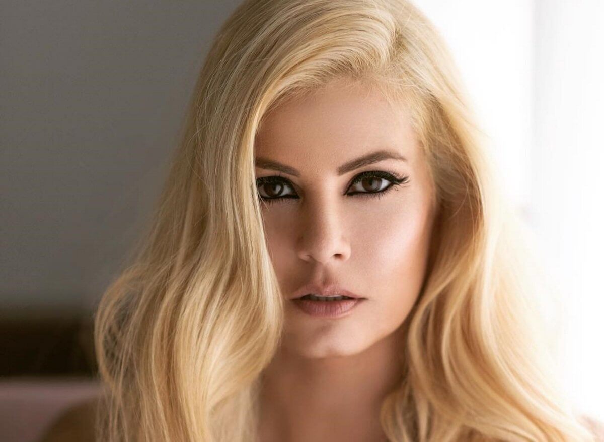 Μαρία Κορινθίου: Η αισθησιακή «πασχαλινή» φωτογραφία και τα αρνητικά σχόλια που δέχτηκε [pics]