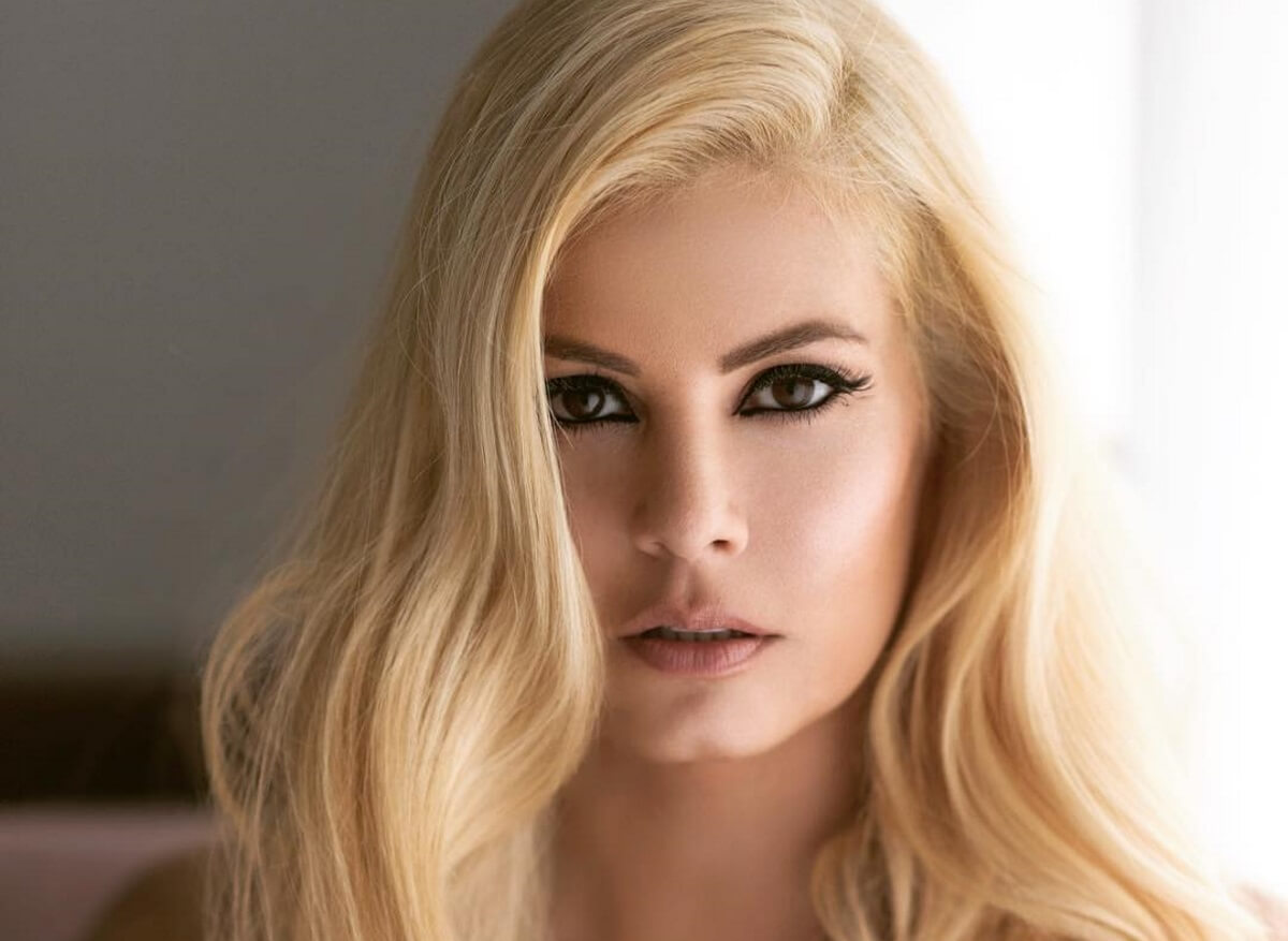 Μαρία Κορινθίου: Η αισθησιακή «πασχαλινή» φωτογραφία και τα αρνητικά σχόλια που δέχτηκε [pics]