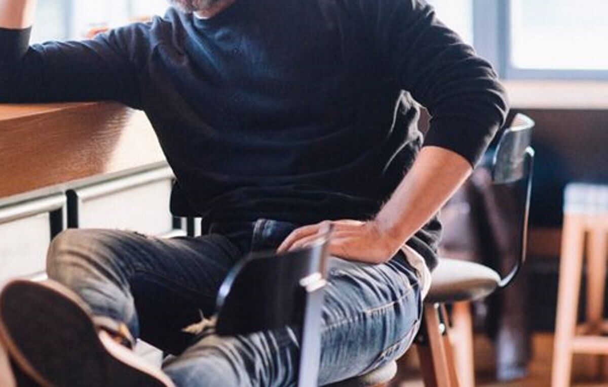 Τροχαίο ατύχημα για Έλληνα ηθοποιό! Έπεσε με τη μηχανή του – «Πάω στο νοσοκομείο τώρα»