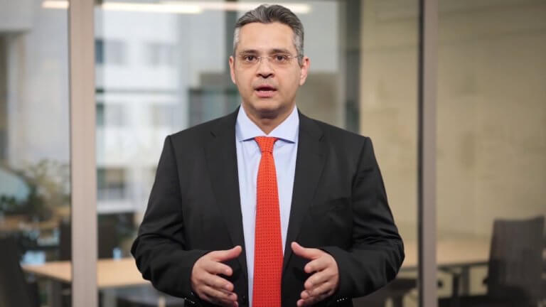 Μαστρογεωργίου: Το σκάνδαλο Πετσίτη – Αρτεμίου πρέπει να διερευνηθεί