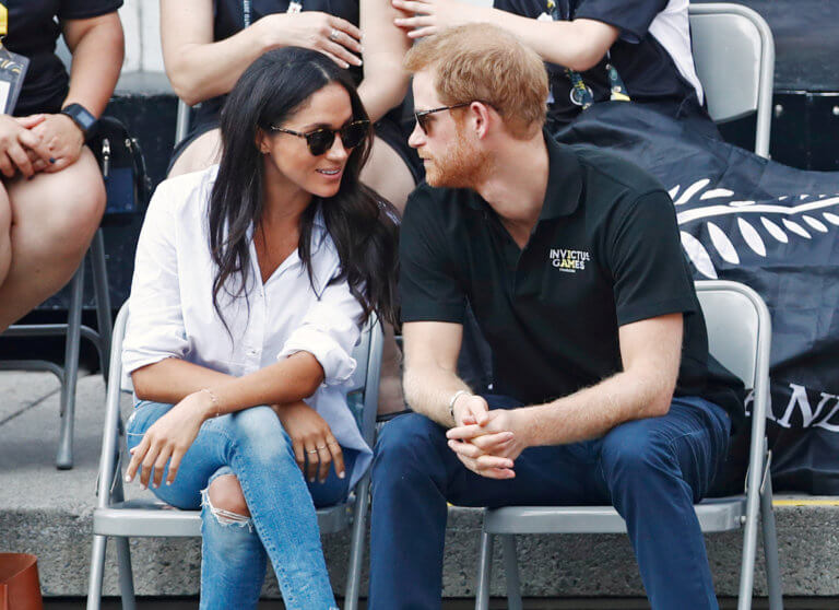 Μέγκαν Μαρκλ: Θα κάνει κορίτσι; Μαρτυριάρα Serena Williams σε live μετάδοση! video