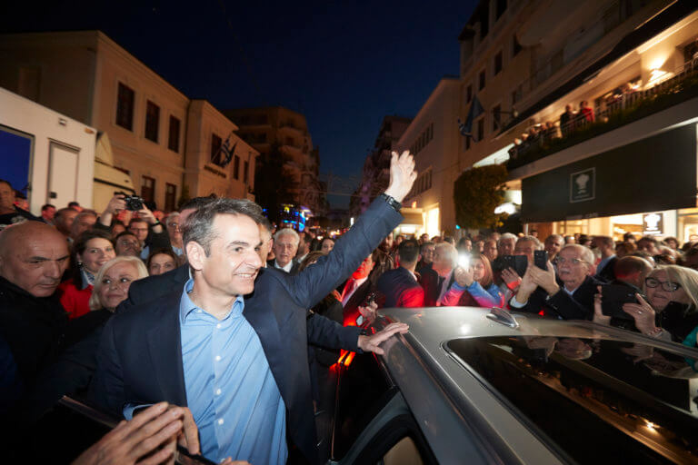 ΝΔ για συνθήματα ακροδεξιών: Καταρρέει άλλος ένας μύθος της κυβέρνησης