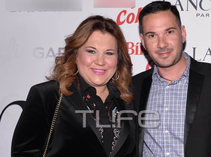 Δέσποινα Μοιραράκη: Βραδινή έξοδος με τον γιο της Τάσο! [pics]