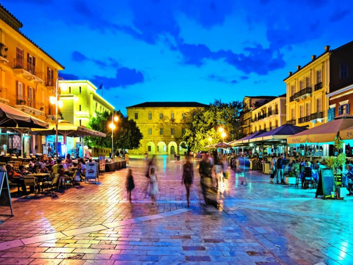 «Στο Ναύπλιο με κυνηγούσαν κι έτρεχα για να γλιτώσω! Βγήκα με άνθρωπο στην Ερμού για να μη με λιντσάρουν»