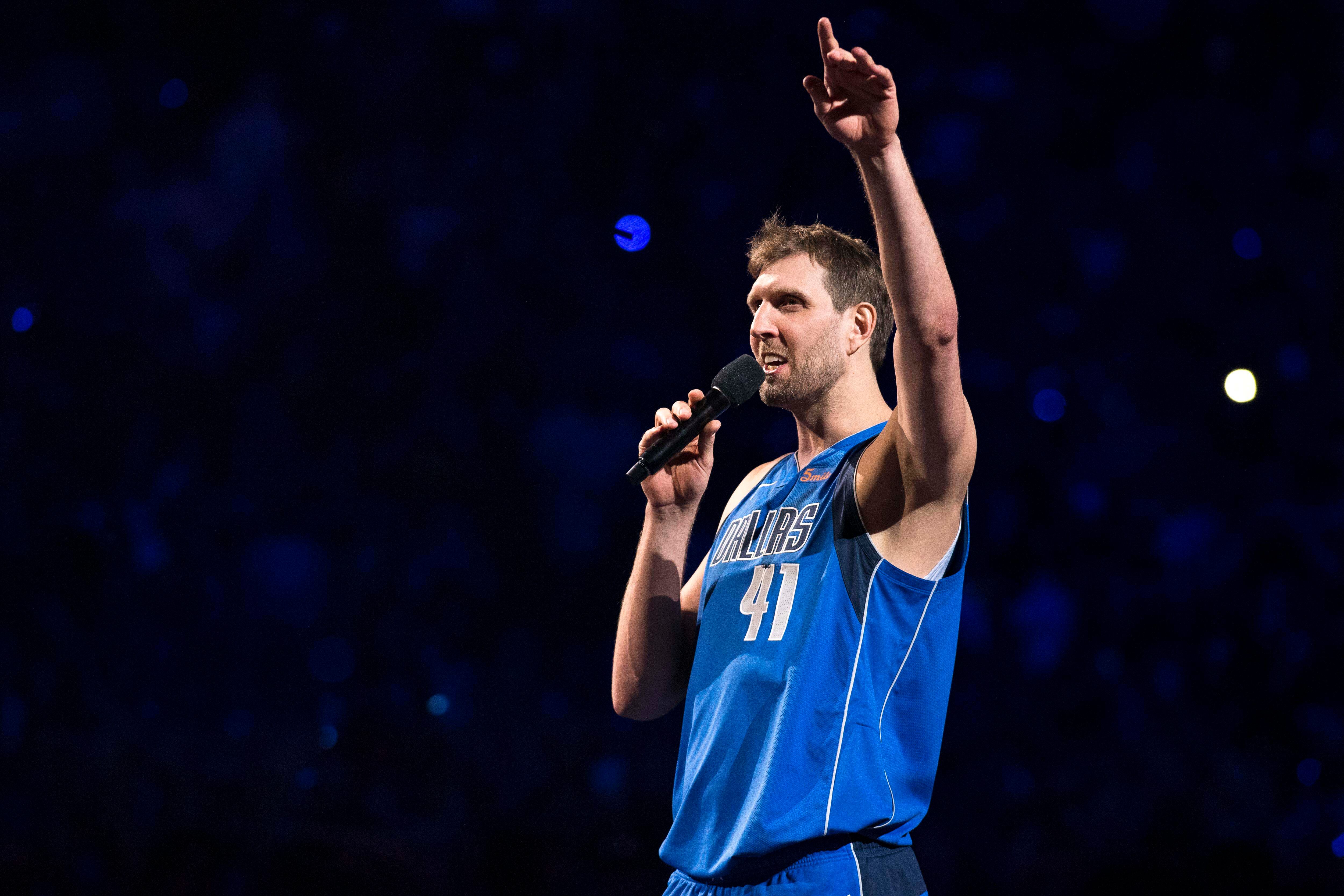 NBA: Το τέλος ενός τεράστιου παίκτη! Ανακοίνωσε την απόσυρσή του ο Νοβίτσκι – video