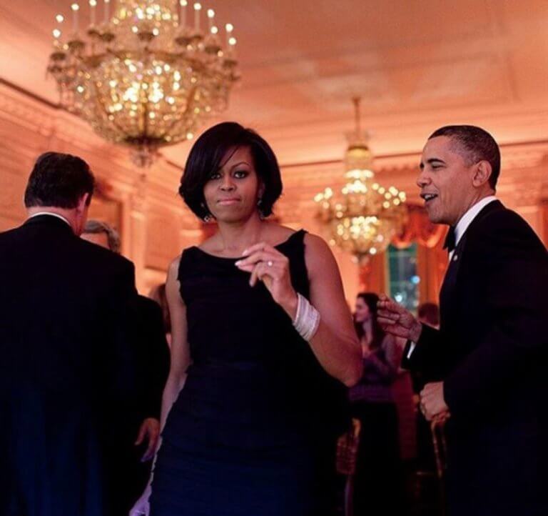 Ομπάμα: Χορευταρού η Μισέλ - «Έλιωσα» στον ύπνο όταν έφυγα από τον Λευκό Οίκο - Δεν ήξερα να φτιάξω καφέ!