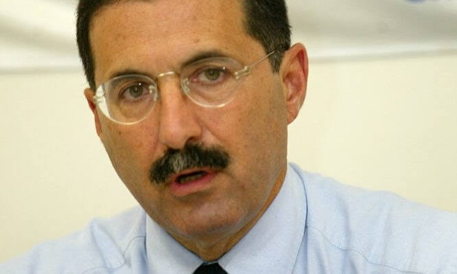 Φυλάκιση ενός έτους για παράβαση καθήκοντος στον Προέδρο του ΚΕΕΛΠΝΟ, Θ. Ρόζενμπεργκ