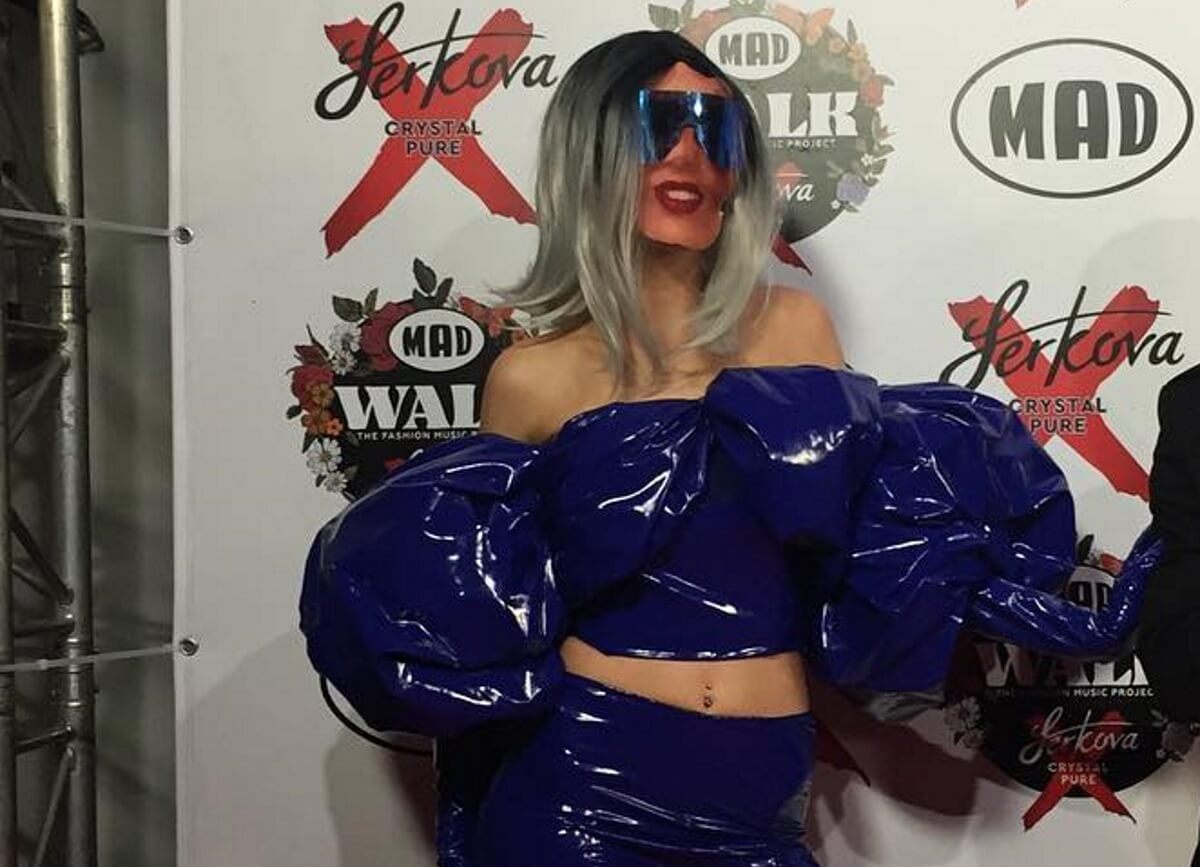 Soula Glamorous: Εντυπωσιακή εμφάνιση στο backstage του Madwalk 2019! [video]