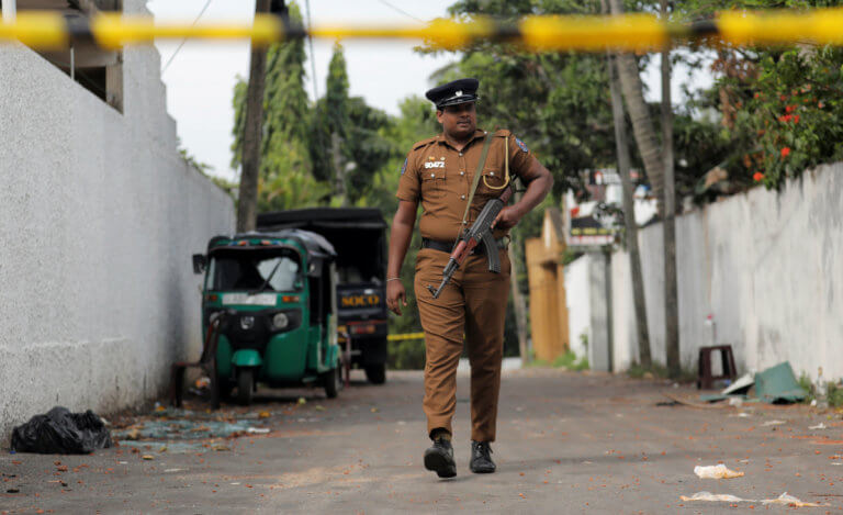 Σρι Λάνκα: Δύο συλλήψεις για τις βομβιστικές επιθέσεις - Νεκρός ο πατέρας και τ' αδέρφια του "εγκεφάλου" του μακελειού!