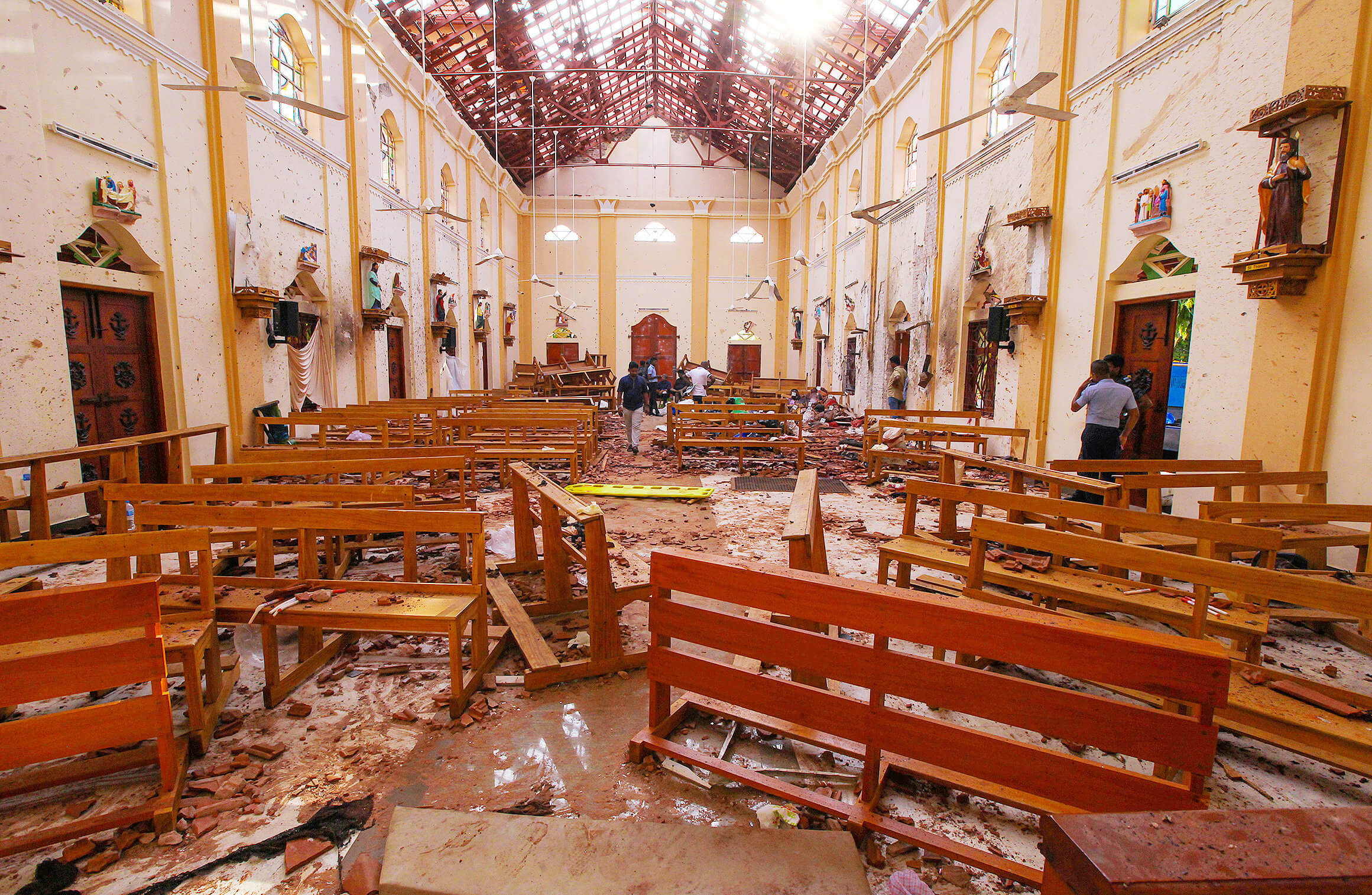 Σρι Λάνκα: Απ’ όλον τον κόσμο τα θύματα από τις φονικές εκρήξεις