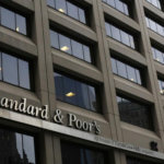 S&P Global: Η επιχειρηματική δραστηριότητα στην ΕΕ συρρικνώθηκε τον Μάιο, σύμφωνα με τον PMI